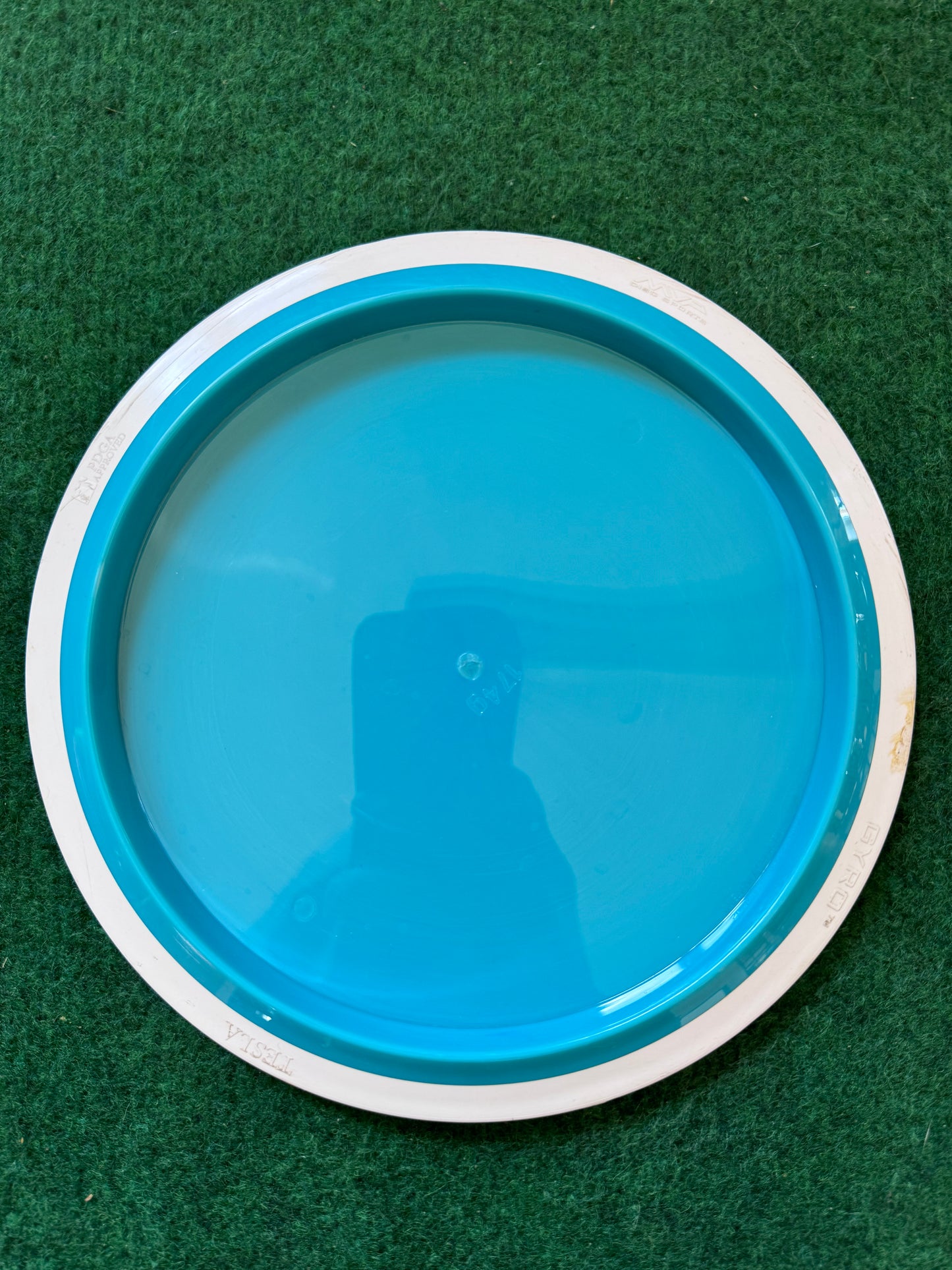 BEGAGNAD MVP Neutron Tesla (White rim) - Distance driver