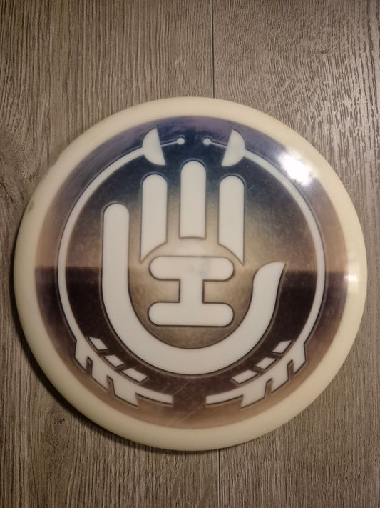BEGAGNAD Dynamic Discs  Fuzion Trespass Handdye.