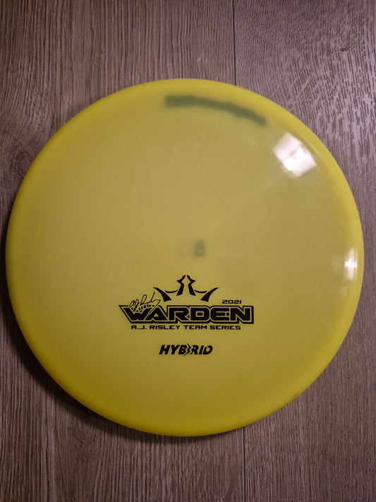 BEGAGNAD Dynamic Discs A.J Risley 2021 Team series Hybrid Warden.